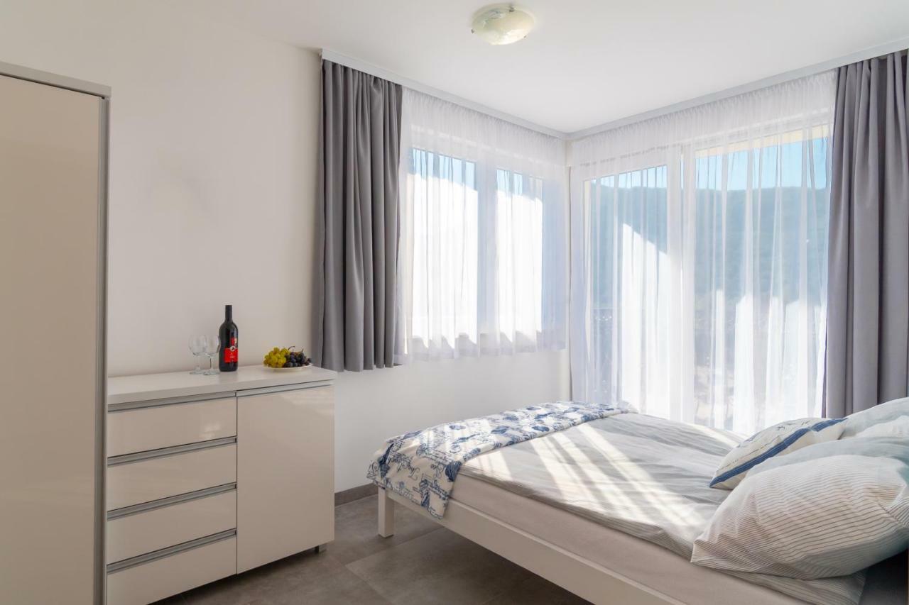 Apartmani Dalmacjia Grebastica Luaran gambar