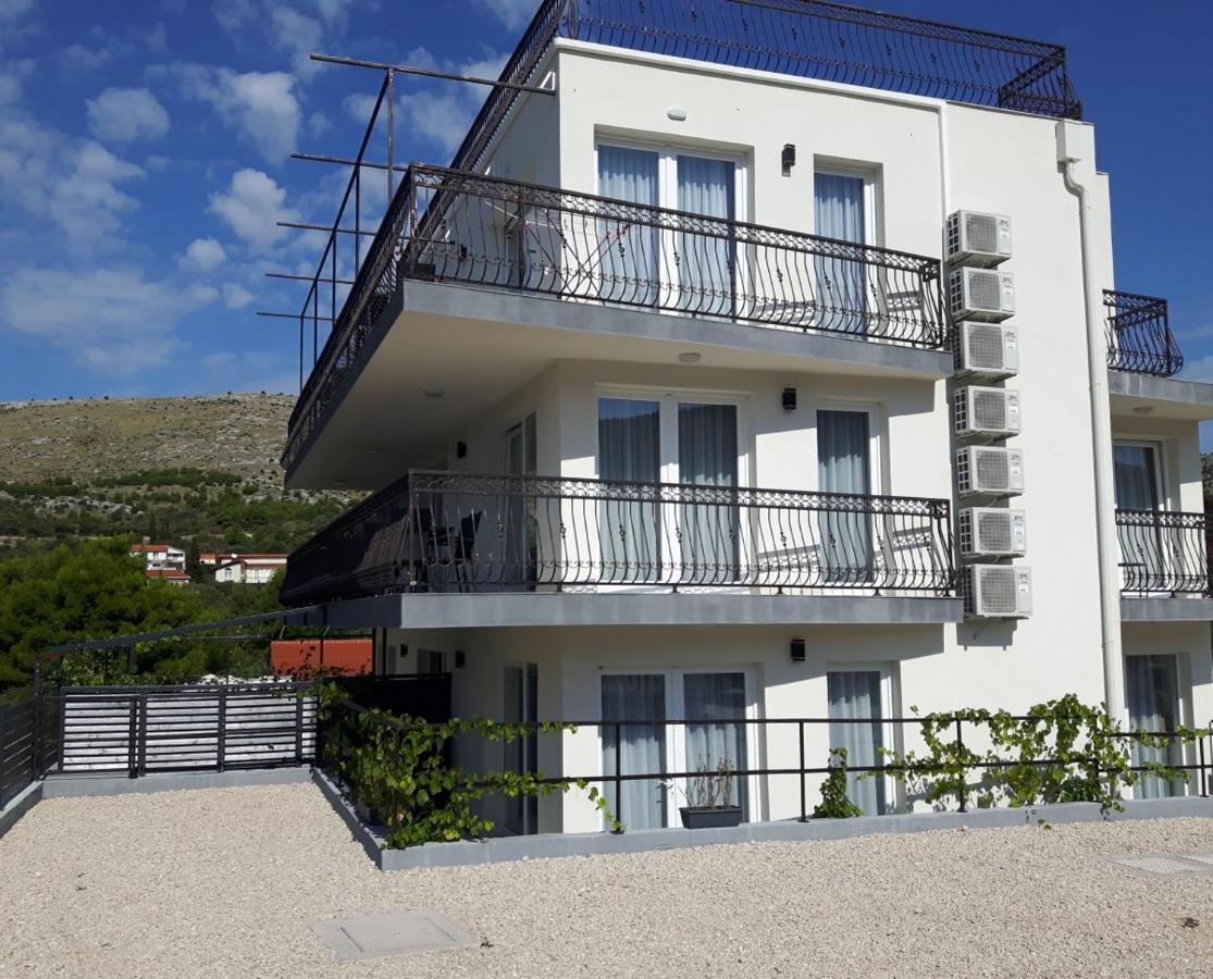 Apartmani Dalmacjia Grebastica Luaran gambar